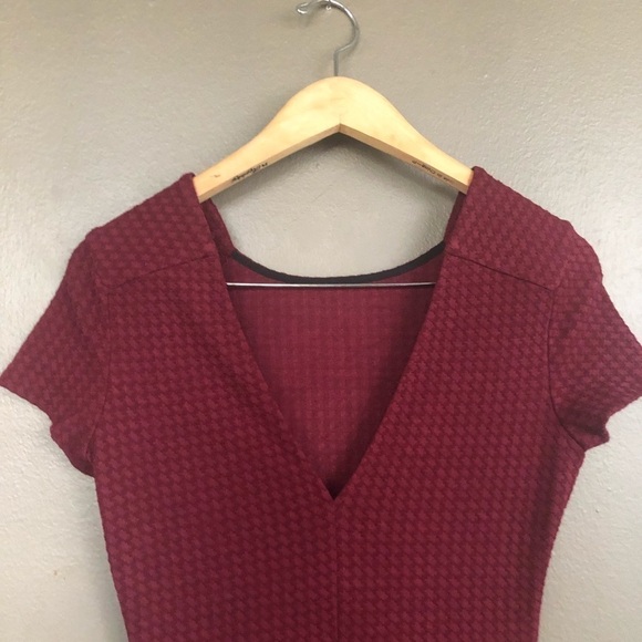 Maroon Zara soft knit dress from Spain. 🇪🇸 size Med. - Picture 5 of 7